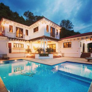 Image post by @christiesrealestate on Instagram