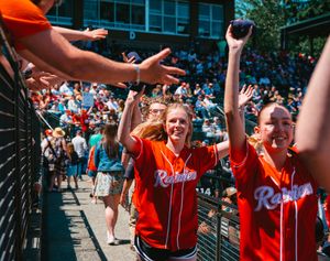 Image post by @tacomarainiers on Instagram