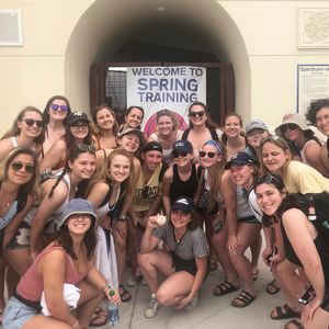 Image post by @juniatawlax on Instagram