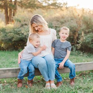 Image post by @ephemiamaria on Instagram