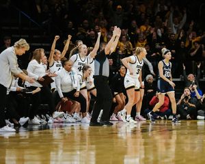 Image post by @IowaWBB on Twitter