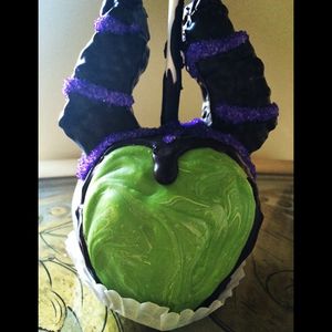 Image post by @vanessabryant on Instagram