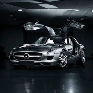 Image post by @mercedesamg on Instagram