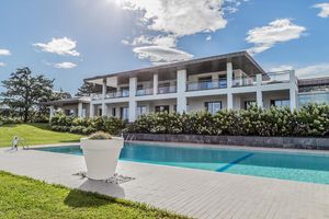 Image post by @christiesrealestate on Instagram