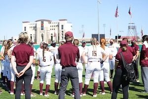 Image post by @txstatesoftball on Instagram