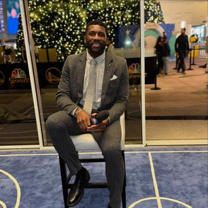 Image post by @fezzyfel on Instagram