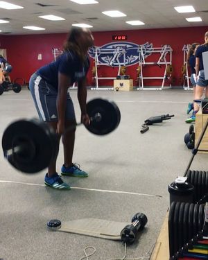 Image post by @fausoftball on Instagram