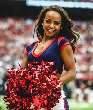 Image post by @texanscheerleaders on Instagram