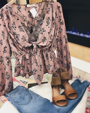 Image post by @shopoutoftown on Instagram