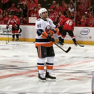 Image post by @nyislanders on Instagram