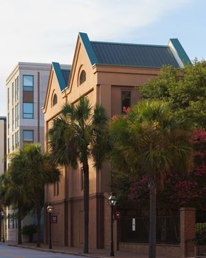 Image post by @collegeofcharleston on Instagram