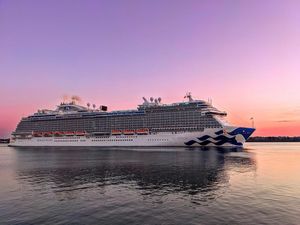 Image post by @legrandinavidacrociera on Instagram