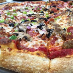 Image post by @parryspizza on Instagram