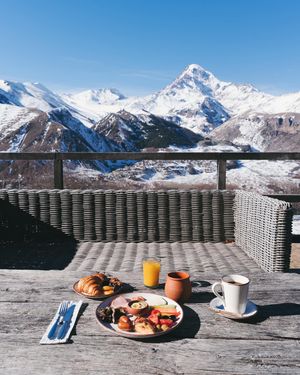 Image post by @kirstenalana on Instagram