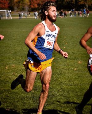 Image post by @hofstratrackxc on Instagram