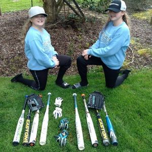 Image post by @eastonfastpitch on Instagram