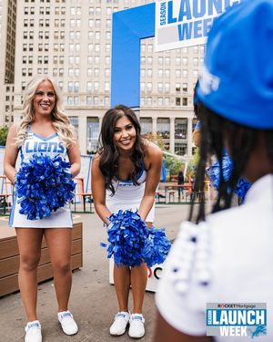 Image post by @detlionscheerleaders on Instagram