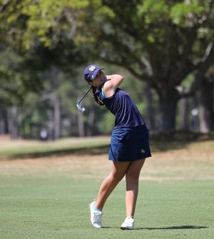 Image post by @ndwomensgolf on Instagram