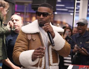 Image post by @iamjamiefoxx on Instagram