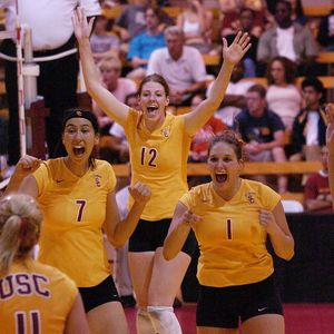 Image post by @uscwomensvolley on Instagram