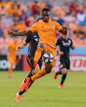 Image post by @lysakerphotos on Instagram