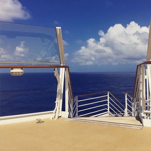 Image post by @lifesadiscoball on Instagram