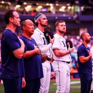 Image post by @raysbeisbol on Instagram