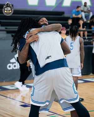 Image post by @aeblhoops on Instagram