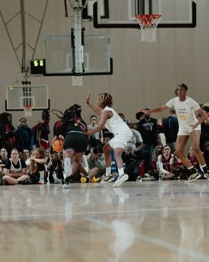 Image post by @teamcurry on Instagram