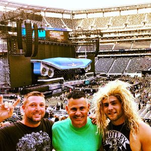 Image post by @metlifestadium on Instagram