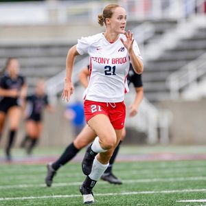 Image post by @stonybrookwsoc on Instagram