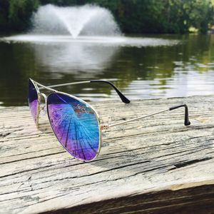 Image post by @faroutsunglasses on Instagram