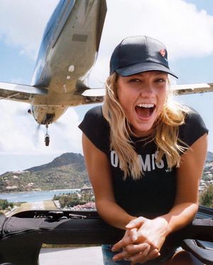 Image post by @karliekloss on Instagram