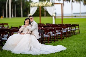 Image post by @deeringestate on Instagram