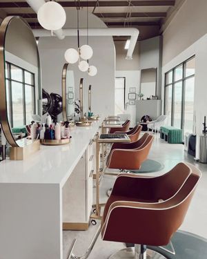 Image post by @behindthechair_com on Instagram