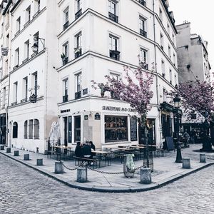 Image post by @byohlola on Instagram