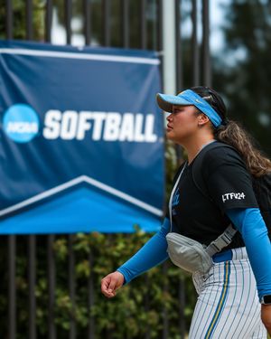 Image post by @uclasoftball on Instagram