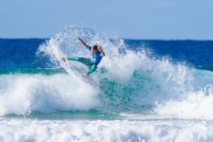 Image post by @wsl.qs on Instagram