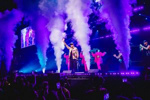 Image post by @iHeartRadio on Twitter