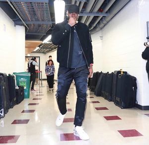 Image post by @kingjames on Instagram