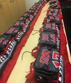 Image post by @aztecwlax on Instagram