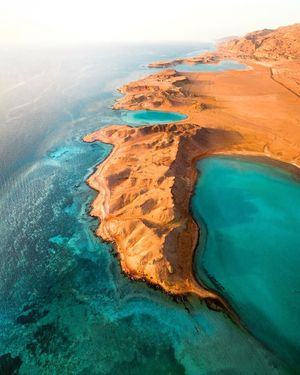 Image post by @dronepals on Instagram