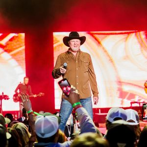 Image post by @therealtracylawrence on Instagram