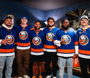 Image post by @nyislanders on Instagram