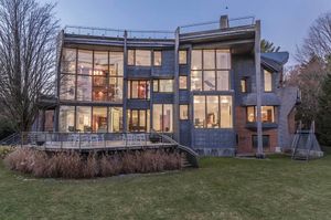 Image post by @jamesonsir on Instagram