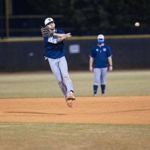 Image post by @bjubruins on Instagram