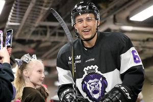 Image post by @readingroyals on Instagram
