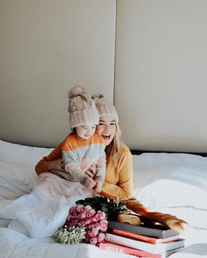 Image post by @byohlola on Instagram