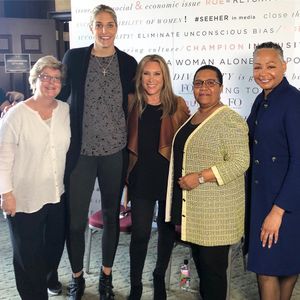 Image post by @de11edonne on Instagram