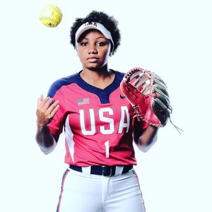 Image post by @usasoftball on Instagram